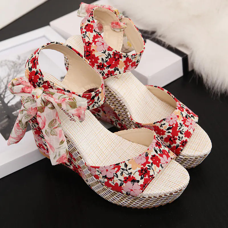 Sandalias de Cuña de Estilo Bohemio para Verano con Diseño Floral