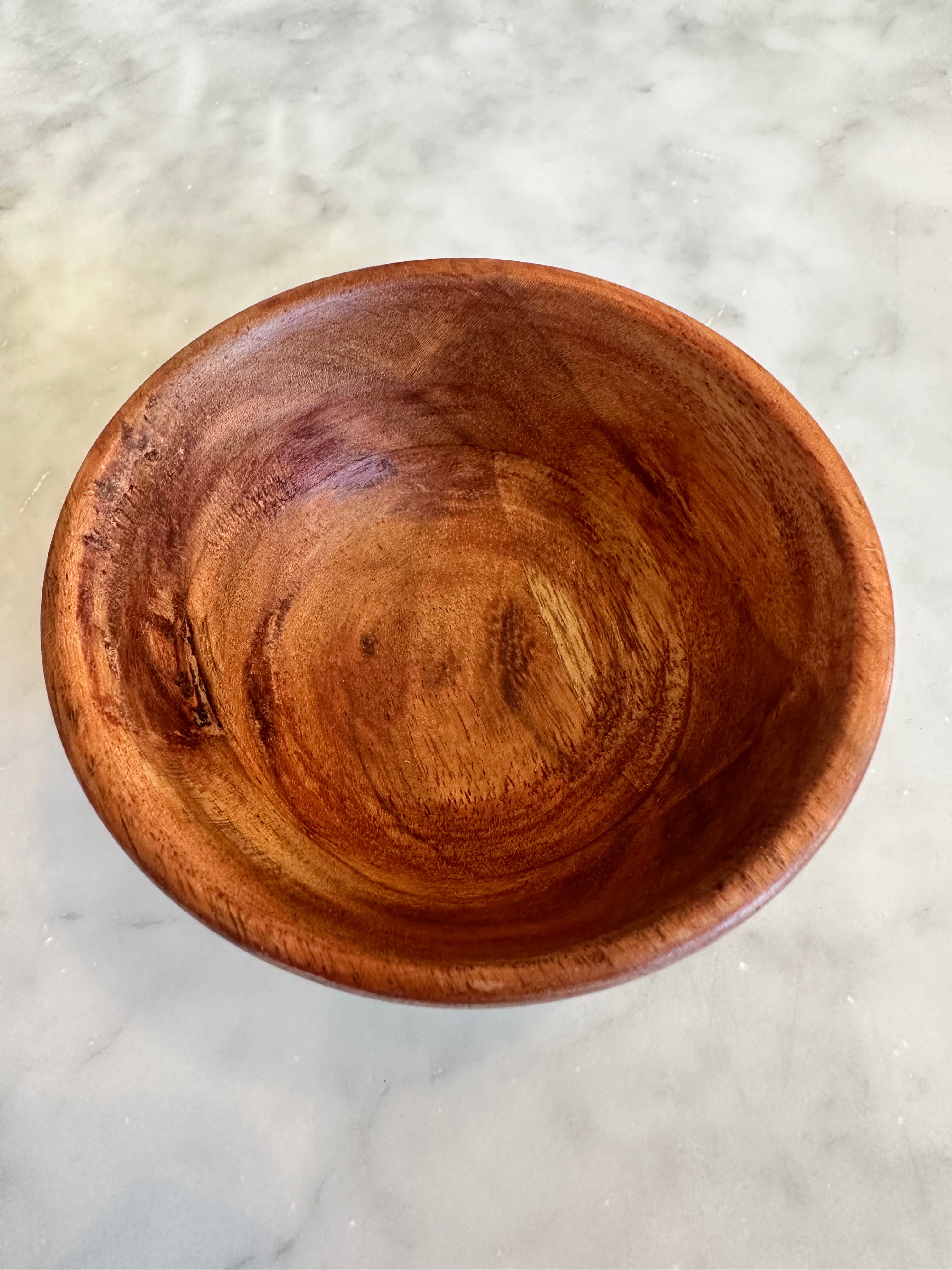 Sabores en Madera: Bowls Artesanales de Teca