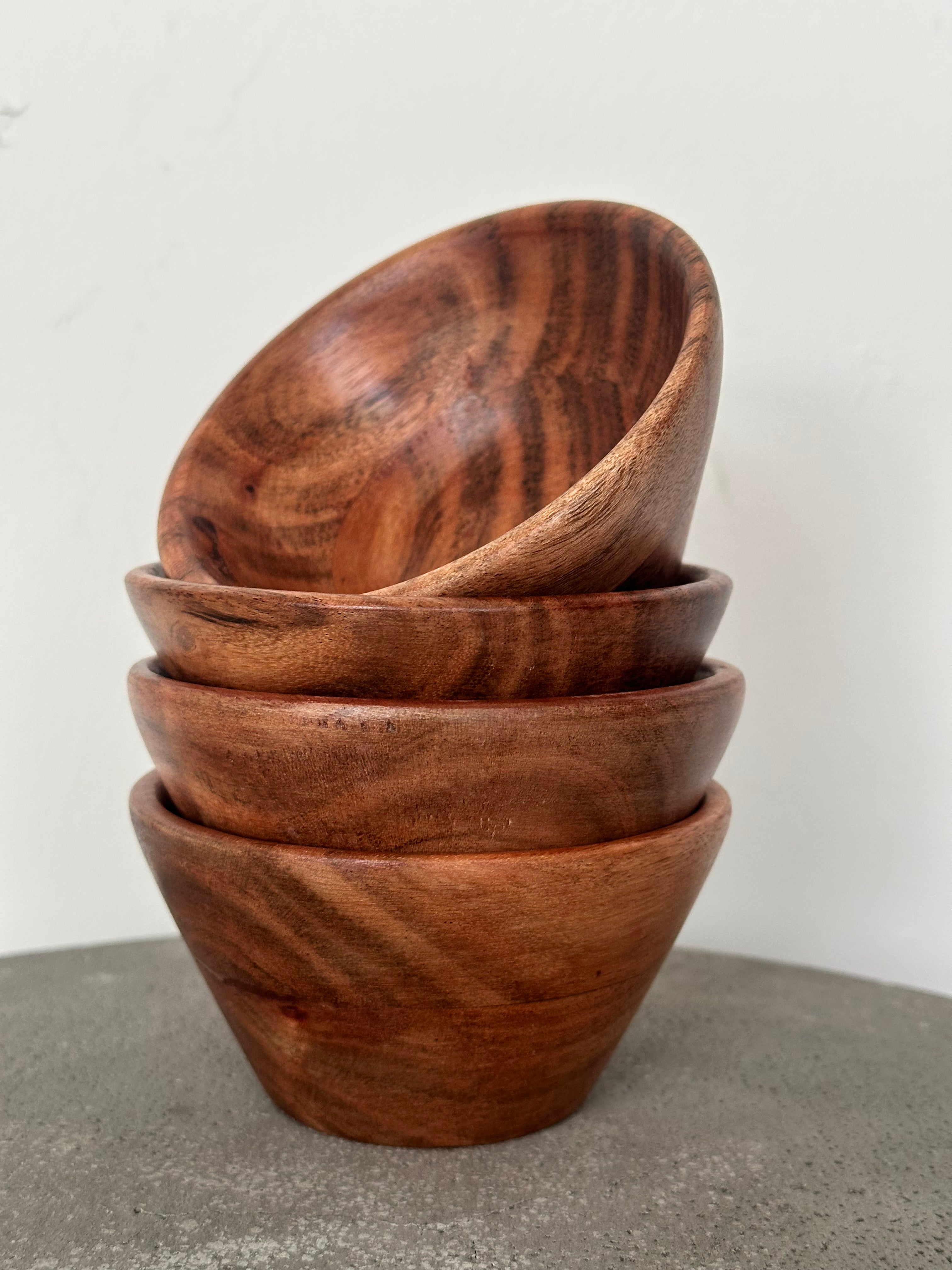Sabores en Madera: Bowls Artesanales de Teca