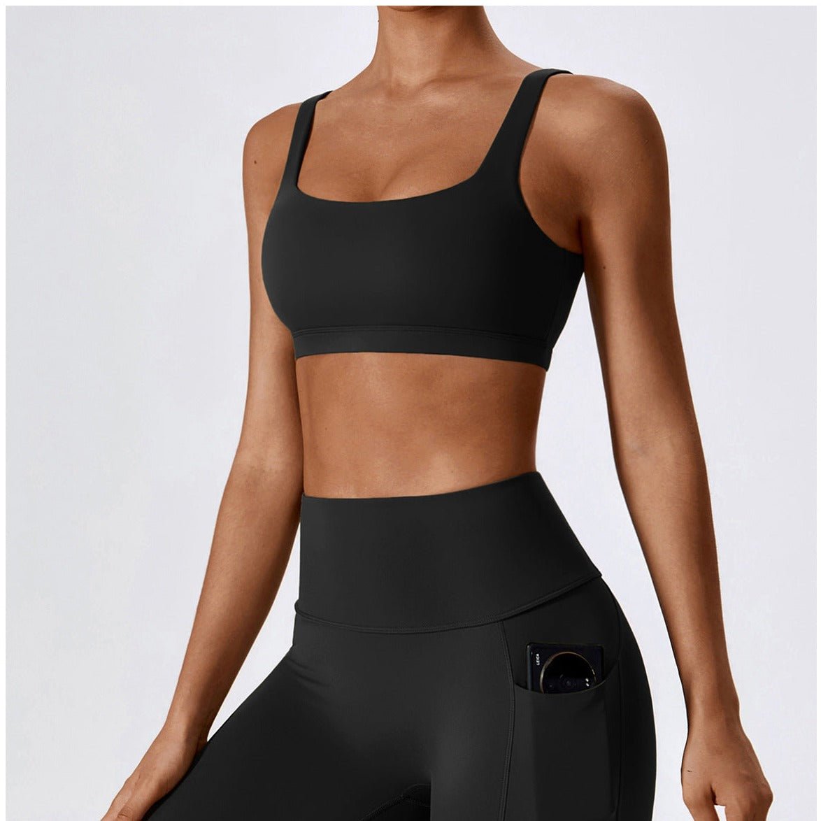 Marni Open Back Top — Control al Frente, Estilo Atrás