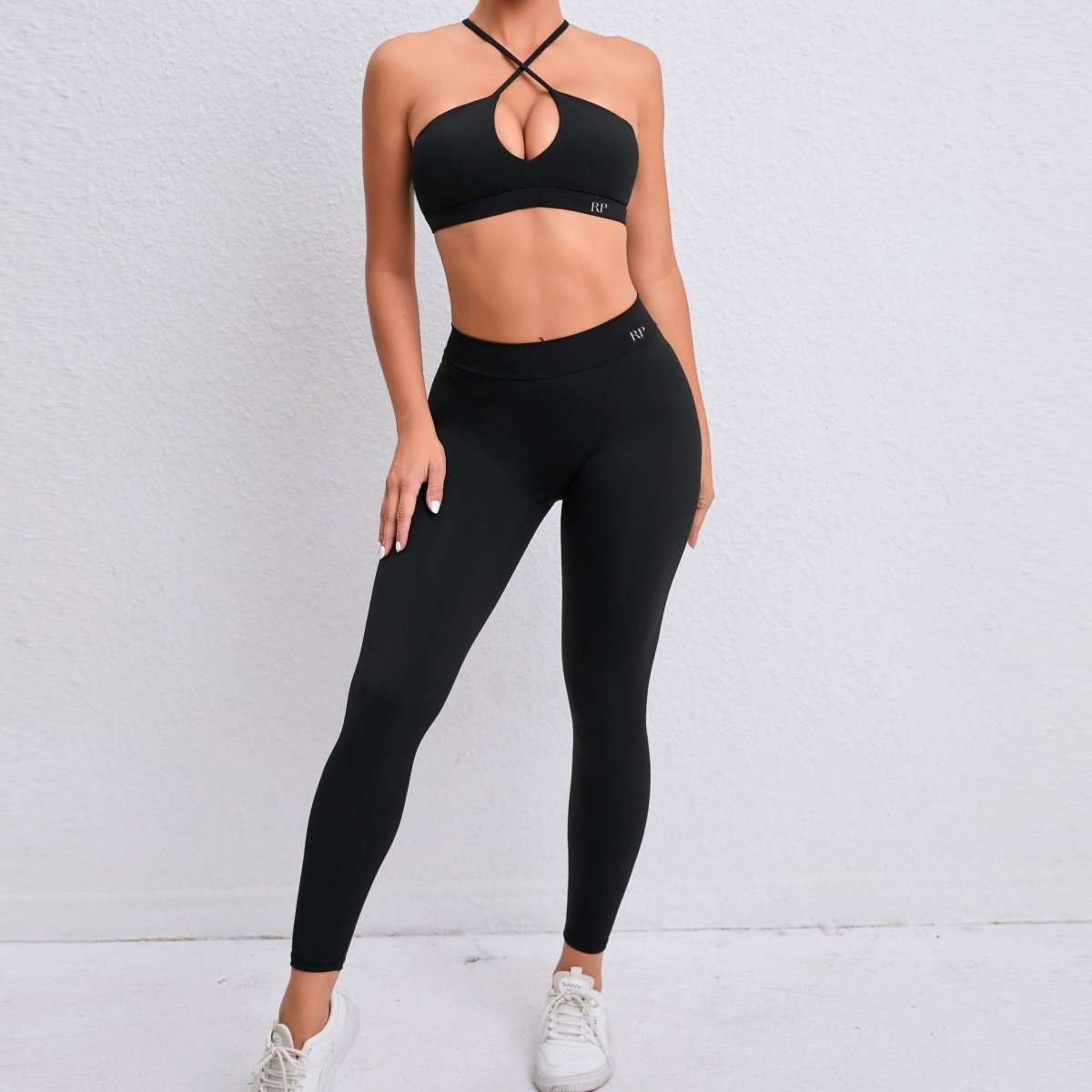 V Back Leggings — De la Cintura Pa’ Bajo, Todo es Poder